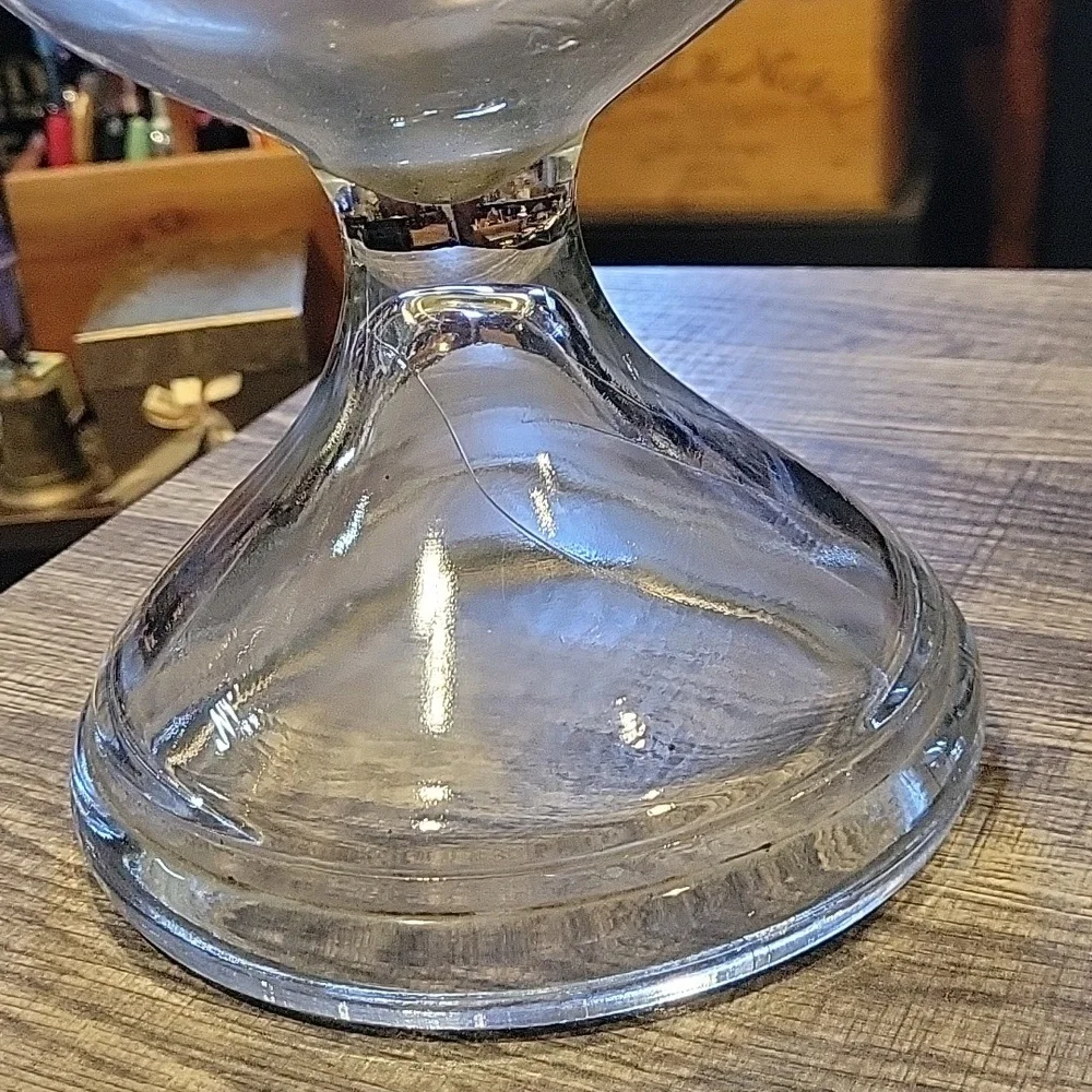 Queen Anne #2 Elegant Glass Oil Lamp,Antique/ VINTAGE/ EUC!